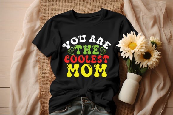 Reviewing You Are the Coolest Mom Retro Design